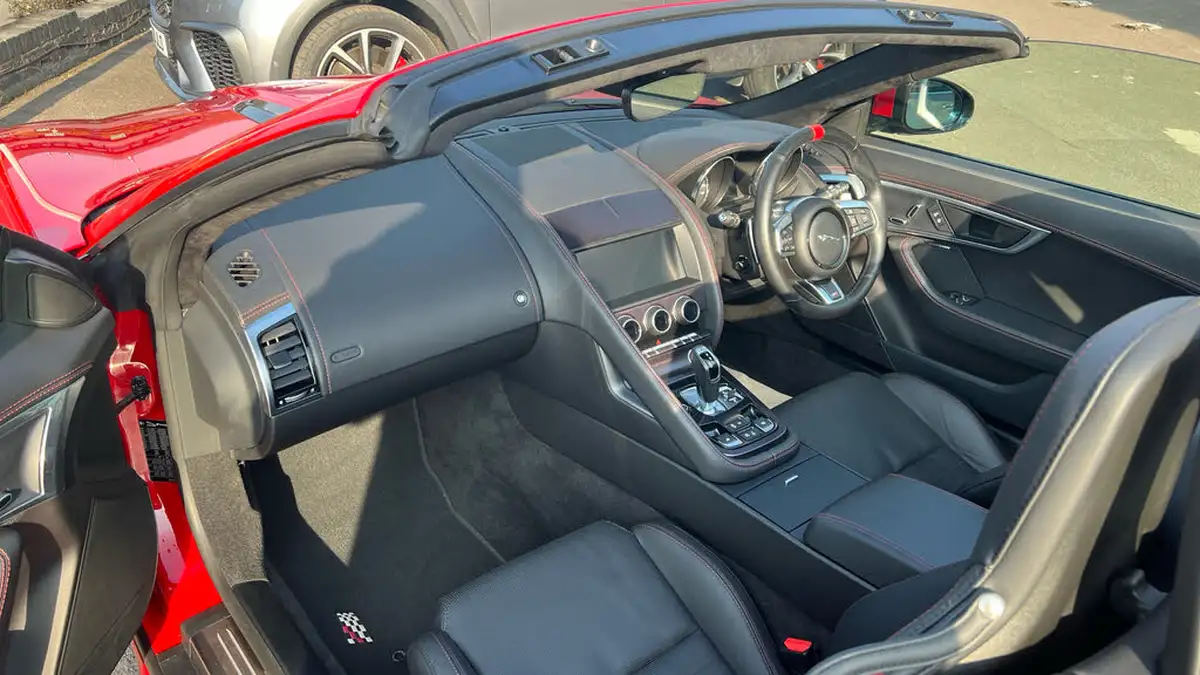 2019-jaguar-f-type-20-i4-chequered-flag-convertible-big-22
