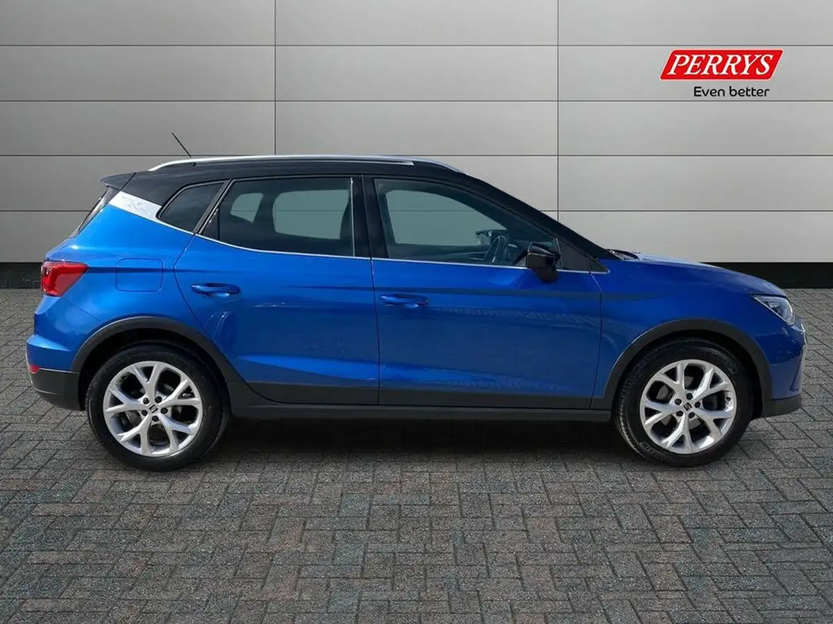 2022-seat-arona-10-tsi-fr-big-2