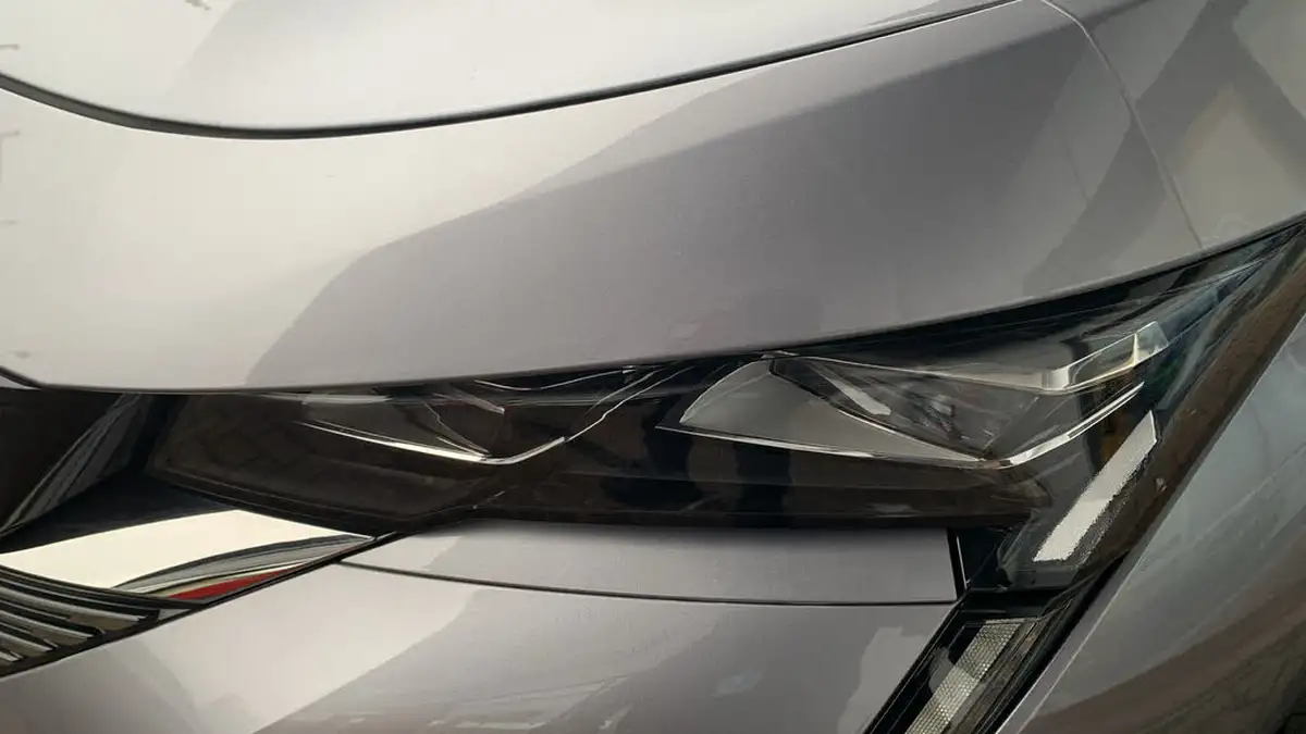 2022-peugeot-308-12-puretech-gt-big-48