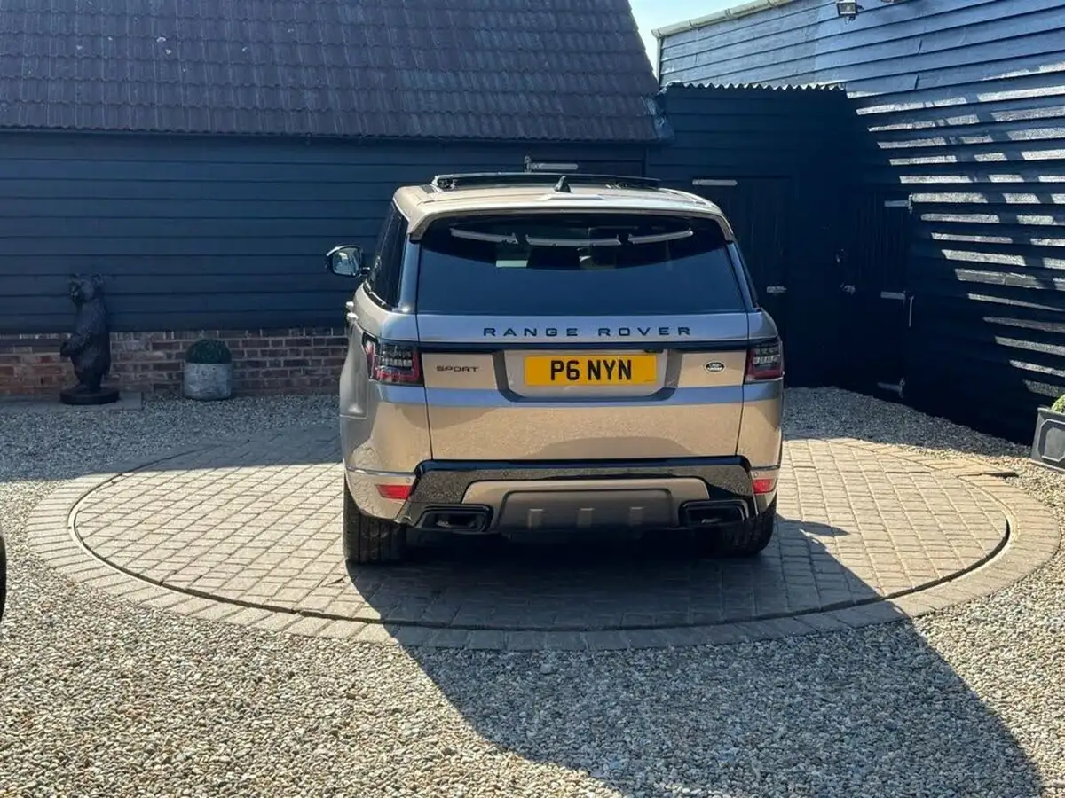2021-land-rover-range-rover-sport-20-p400e-hse-dynamic-big-3