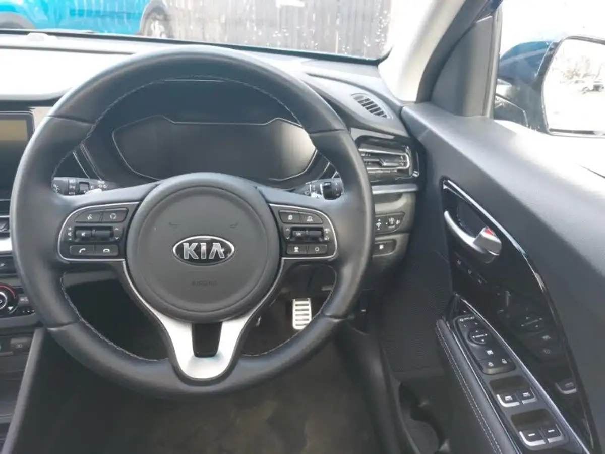 2021-kia-niro-16-gdi-4-156kwh-big-6