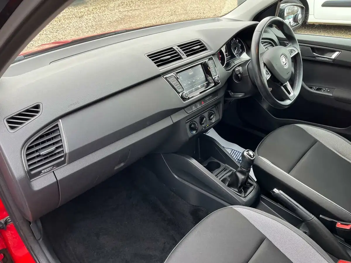 2018-skoda-fabia-10-tsi-colour-edition-ss-big-9