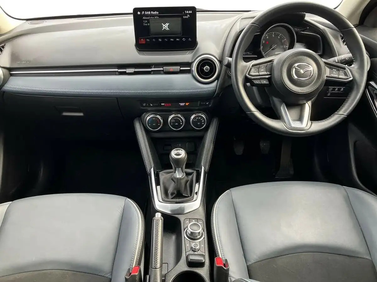2022-mazda-mazda2-15-e-skyactiv-g-gt-sport-big-8