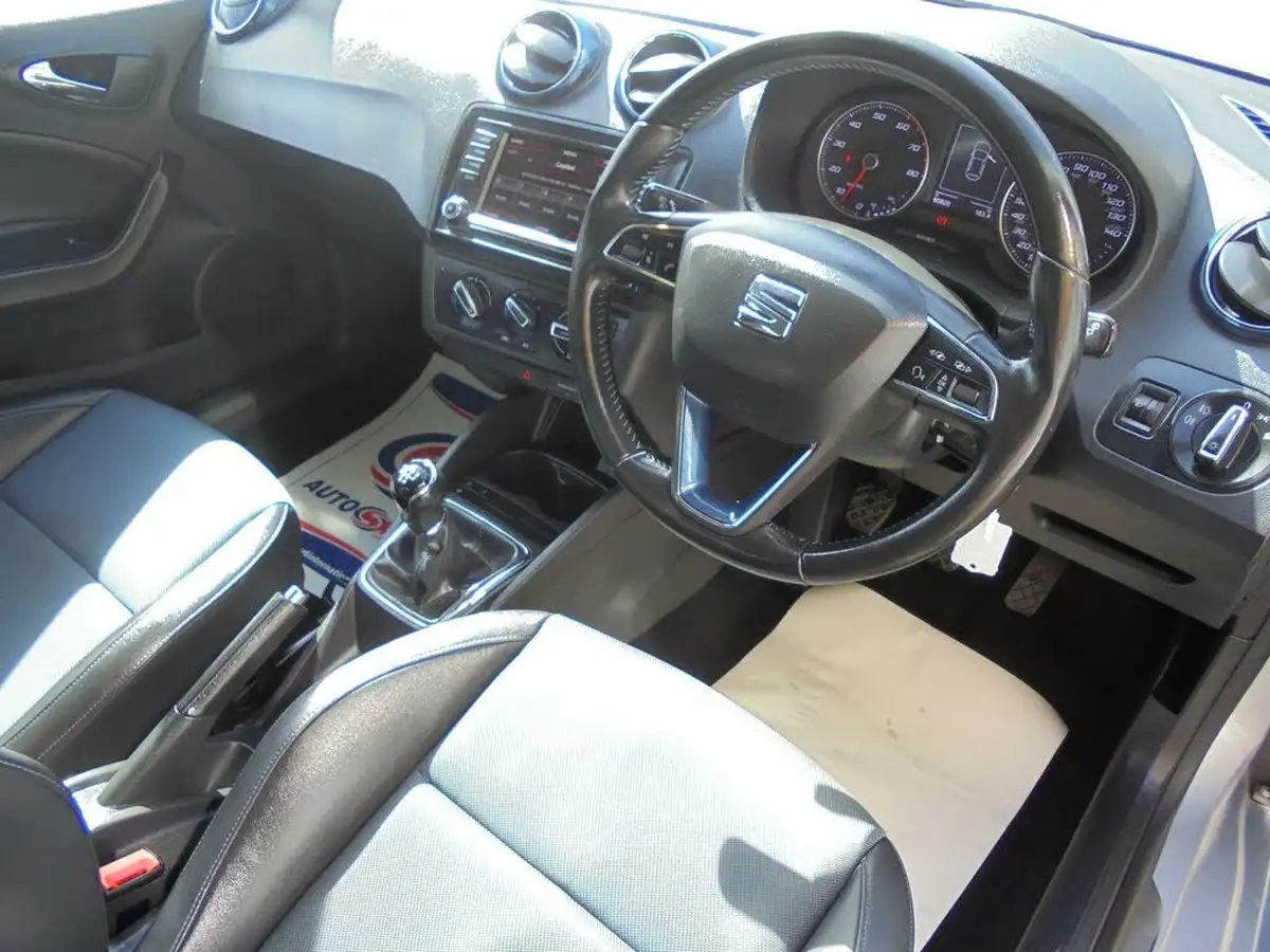 2016-seat-ibiza-12-tsi-connect-hatchback-5d-big-11