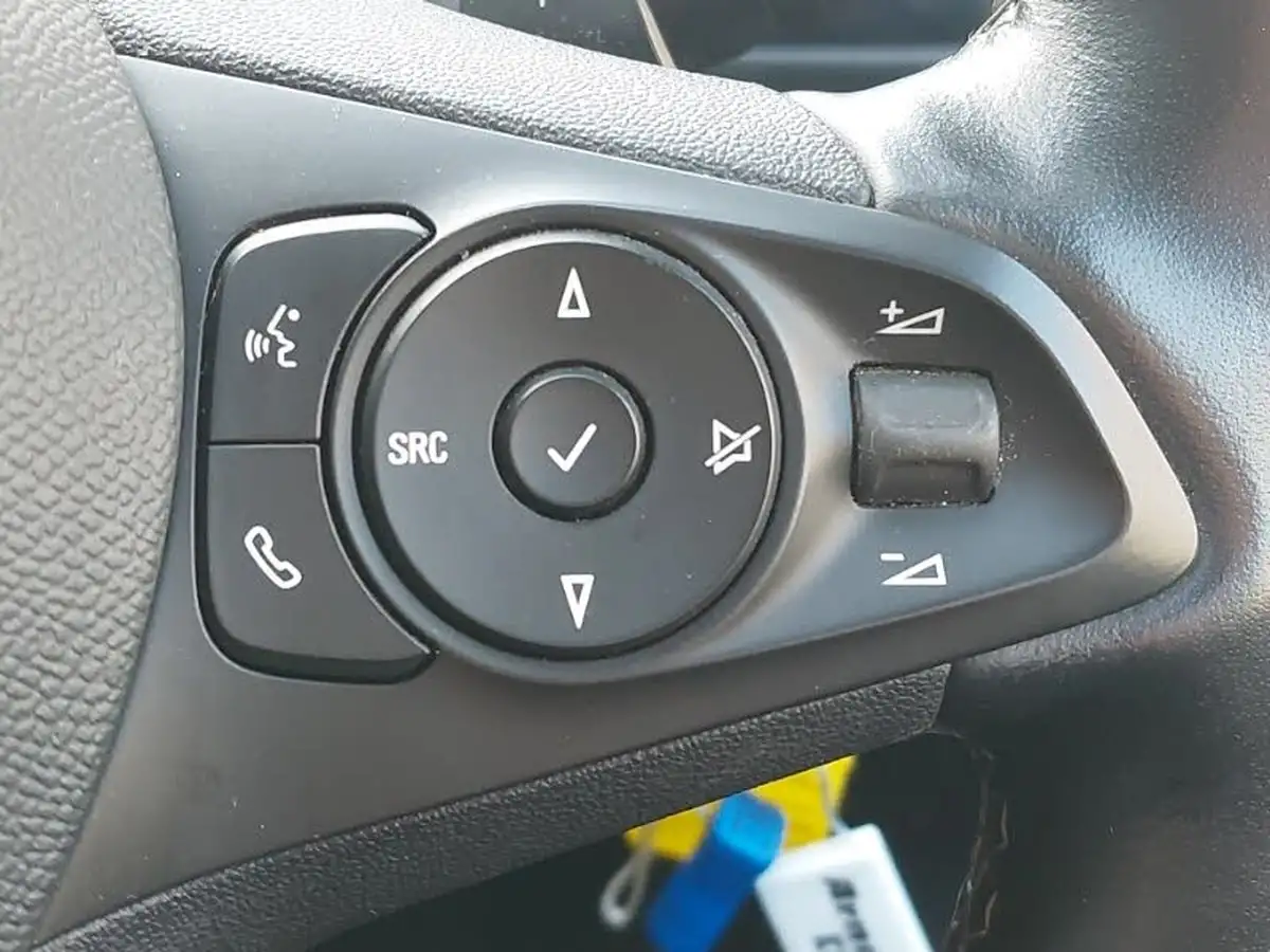 2022-vauxhall-corsa-12-turbo-elite-edition-auto-big-18