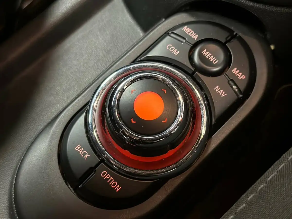 2019-mini-cooper-20-cooper-s-sport-189bhp-hatchback-5d-big-54