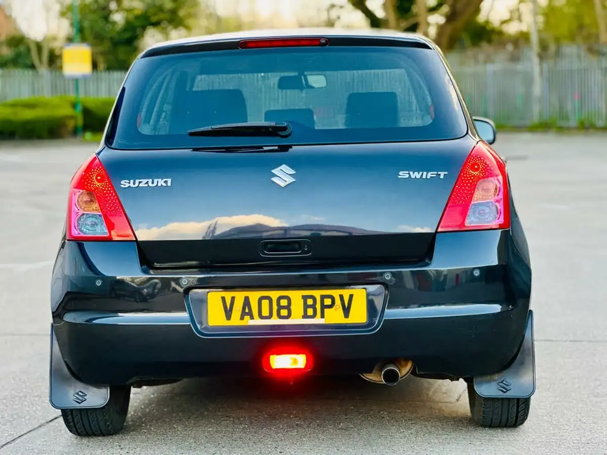 2008-suzuki-swift-15-glx-5d-big-6