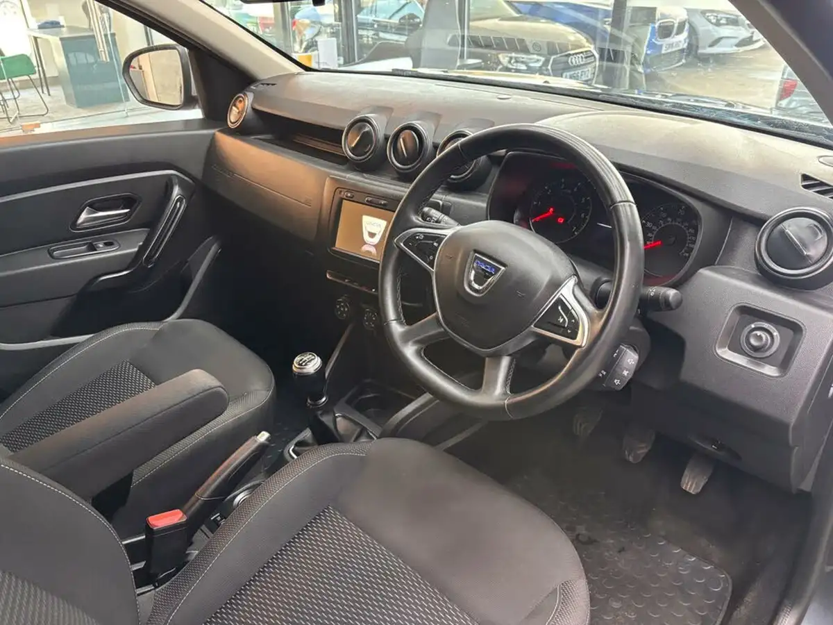 2021-dacia-duster-10-tce-comfort-100bhp-ss-station-wagon-5d-big-26