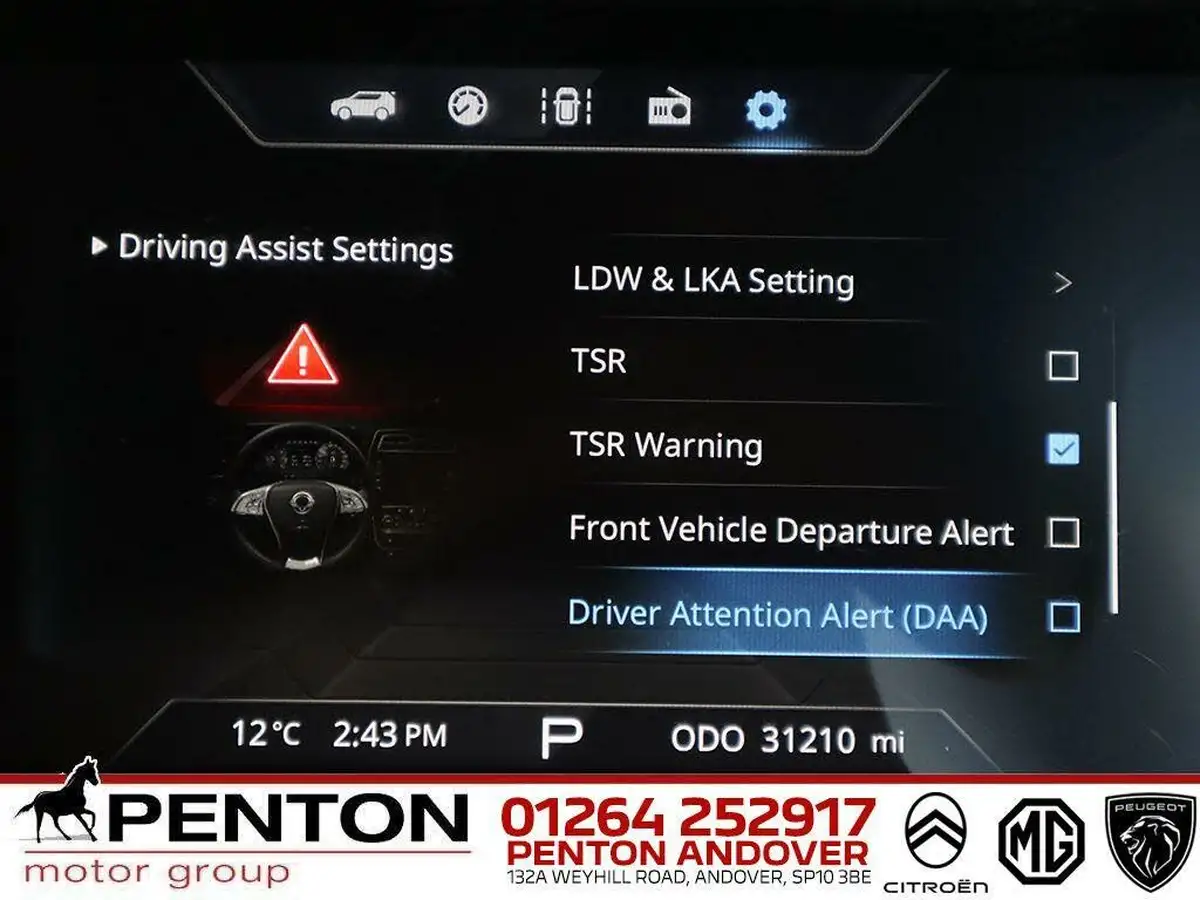 2021-kgm-ssangyong-tivoli-15-ultimate-auto-big-33