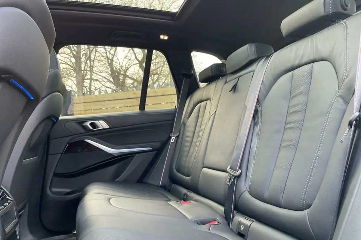 2021-bmw-x5-30-xdrive-45e-m-sport-big-29