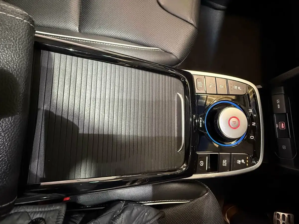 2021-kia-e-niro-ev-4-big-33