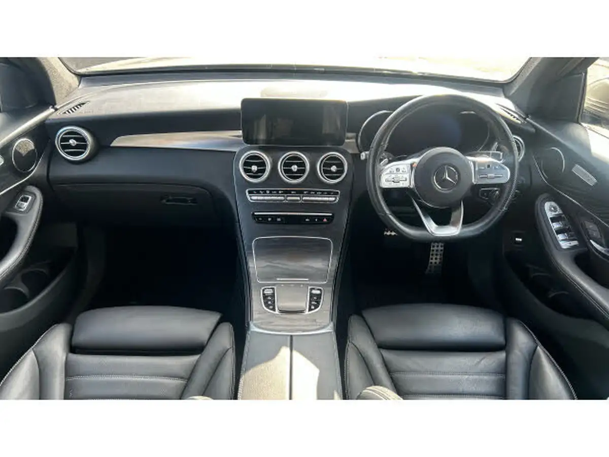 2020-mercedes-benz-glc-class-20d-glc300d-amg-line-premium-station-wagon-5d-big-9