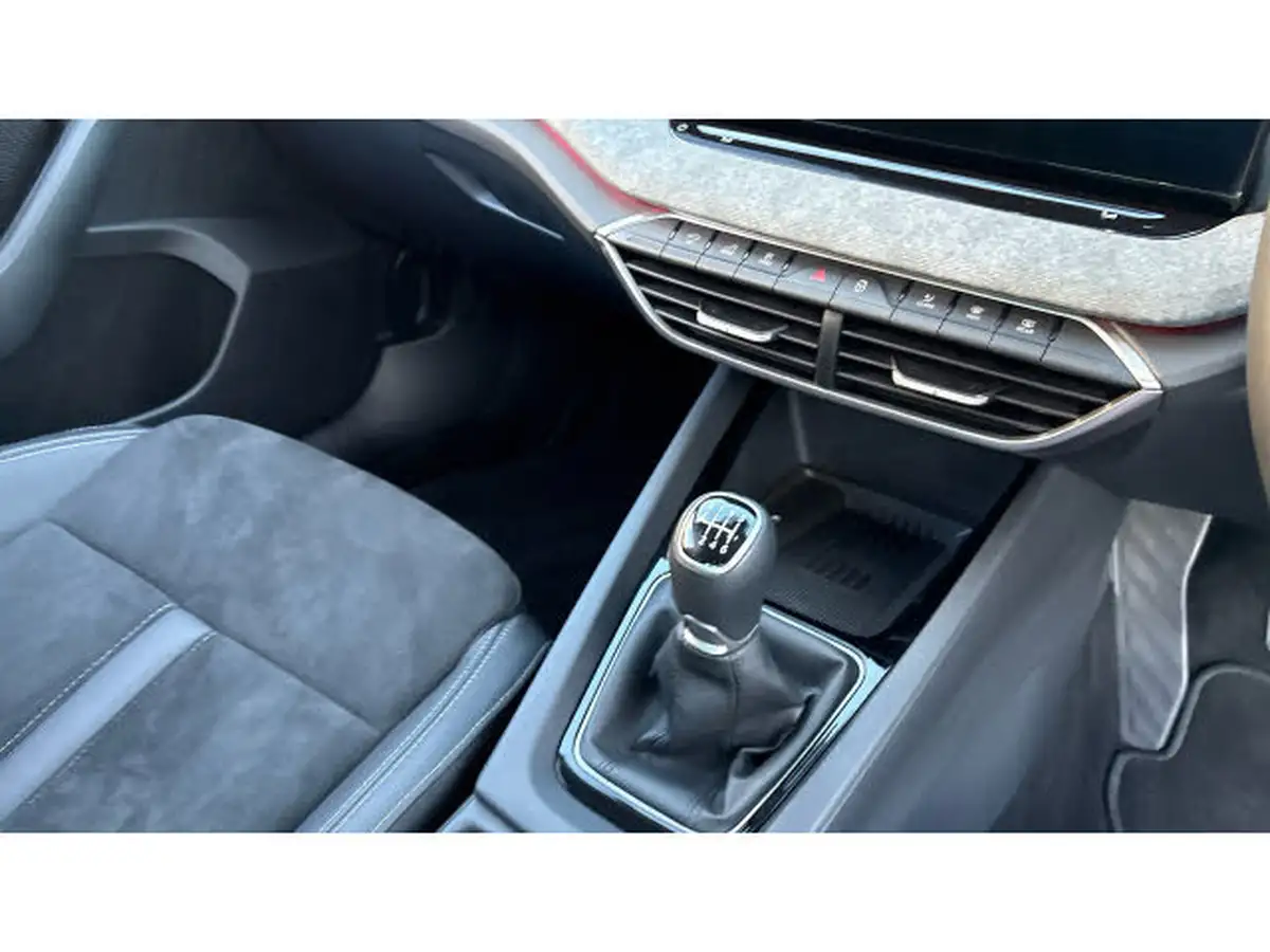 2024-skoda-octavia-15-tsi-se-l-hatchback-big-13