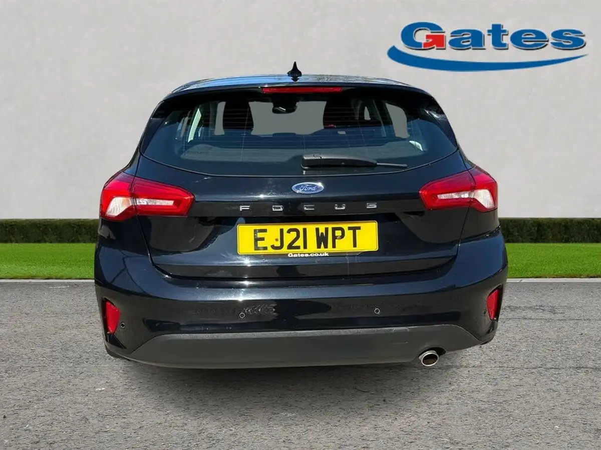 2020-ford-focus-10t-titanium-hatchback-auto-big-5