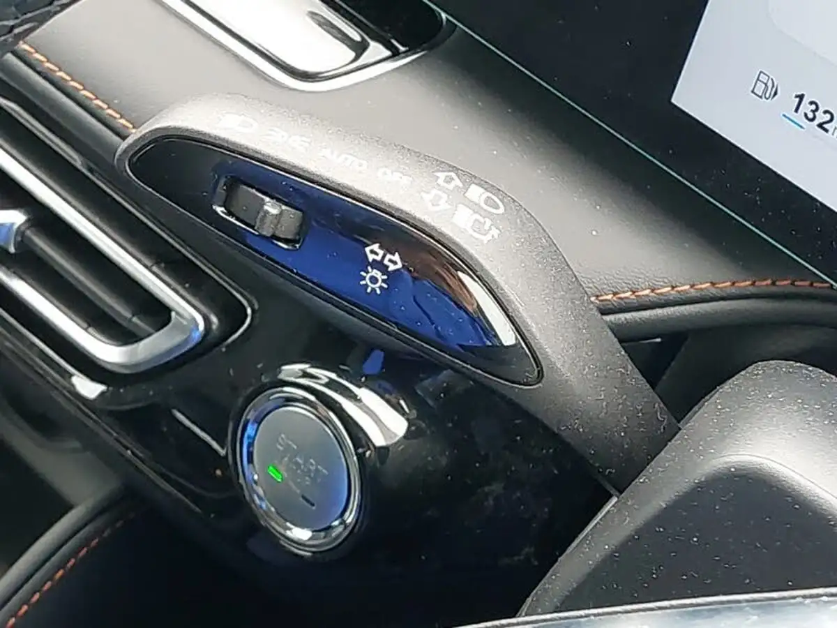 2024-mg-hs-15t-gdi-trophy-273ps-plug-in-hybrid-1496cc-auto-big-12