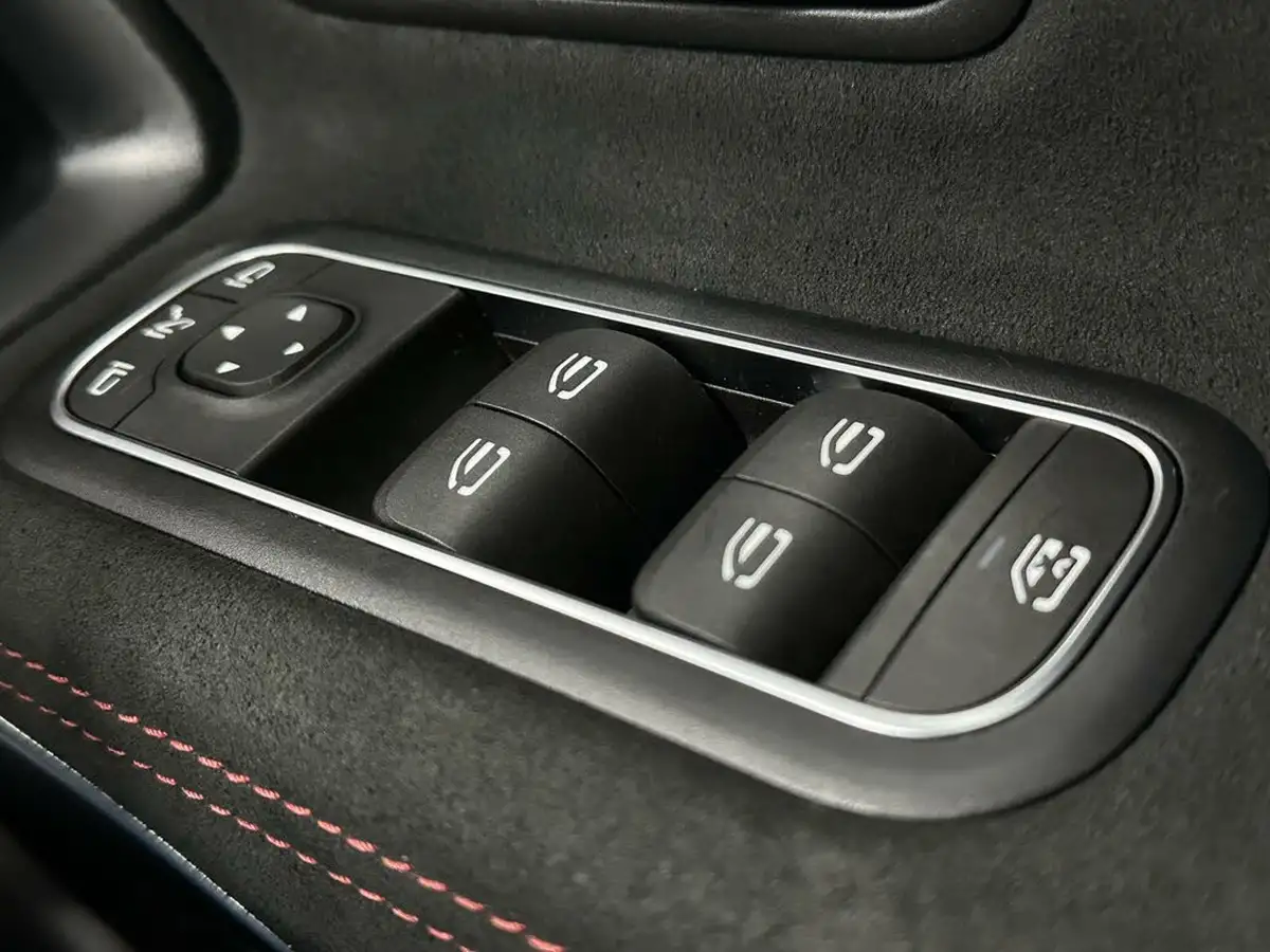 2020-mercedes-benz-a-class-15d-a180d-amg-line-premium-plus-hatchback-5d-7g-dct-big-16