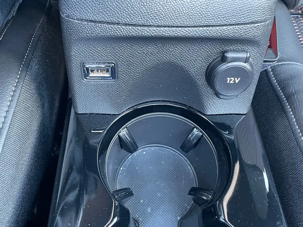 2022-ds-ds-3-crossback-12-puretech-performance-line-130ps-big-38