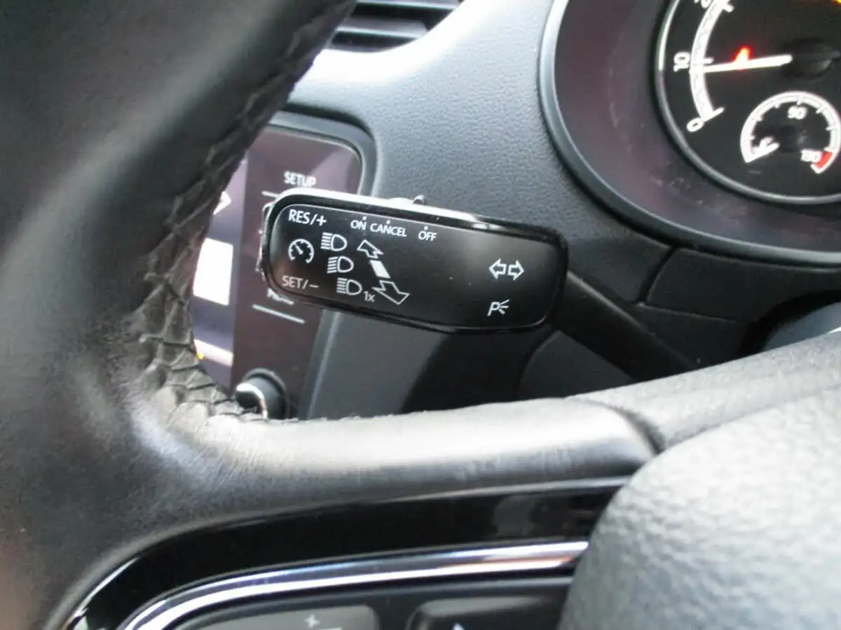 2019-skoda-octavia-15-tsi-se-estate-dsg-big-14