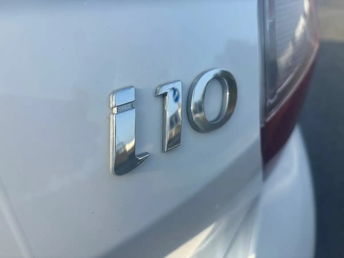 2022-hyundai-i10-12-premium-auto-big-20