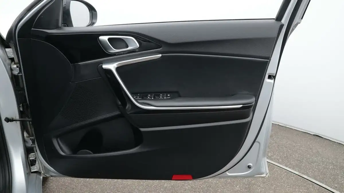 2019-kia-pro-ceed-16crdi-gt-line-station-wagon-5d-dct-big-15