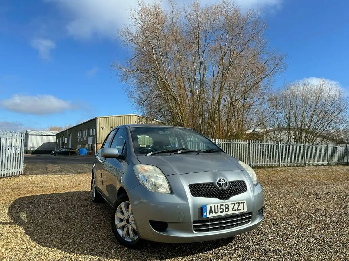 2008-toyota-yaris-14td-tr-d-4d-5d-big-0