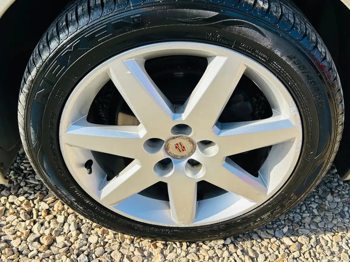 2009-cadillac-bls-big-2