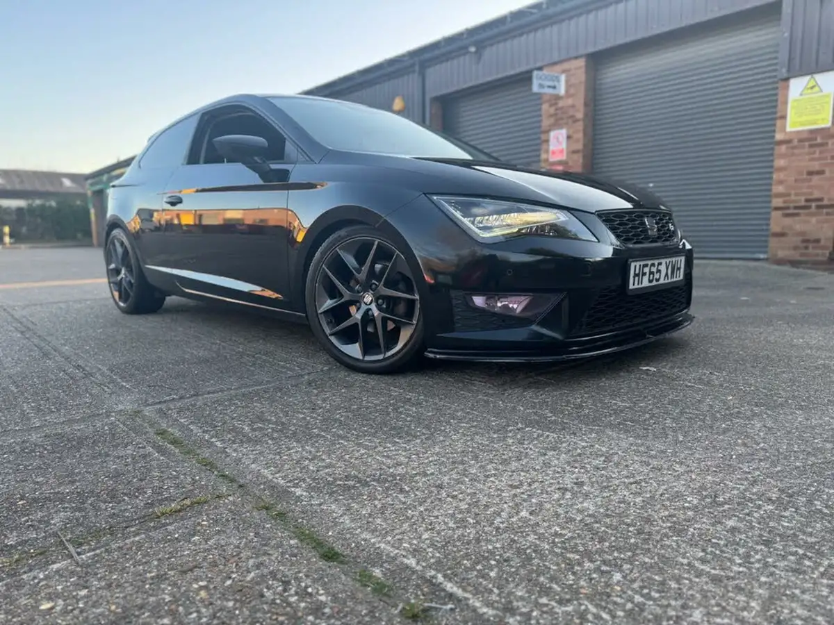 2015-seat-leon-14-fr-tech-pack-tsi-act-sportcoupe-3d-1390cc-big-42
