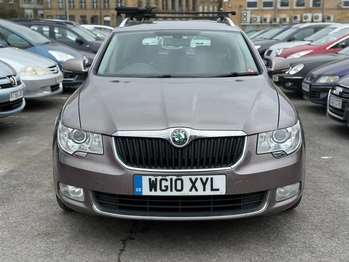 2010-skoda-superb-20td-elegance-172ps-estate-dsg-big-1