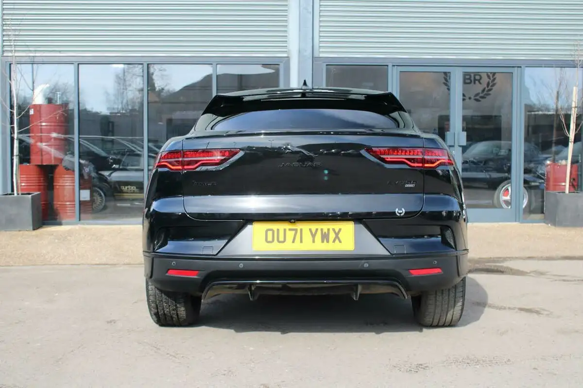 2021-jaguar-i-pace-ev400-hse-black-big-6
