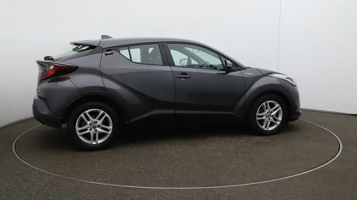 2022-toyota-c-hr-18-vvt-i-icon-big-44