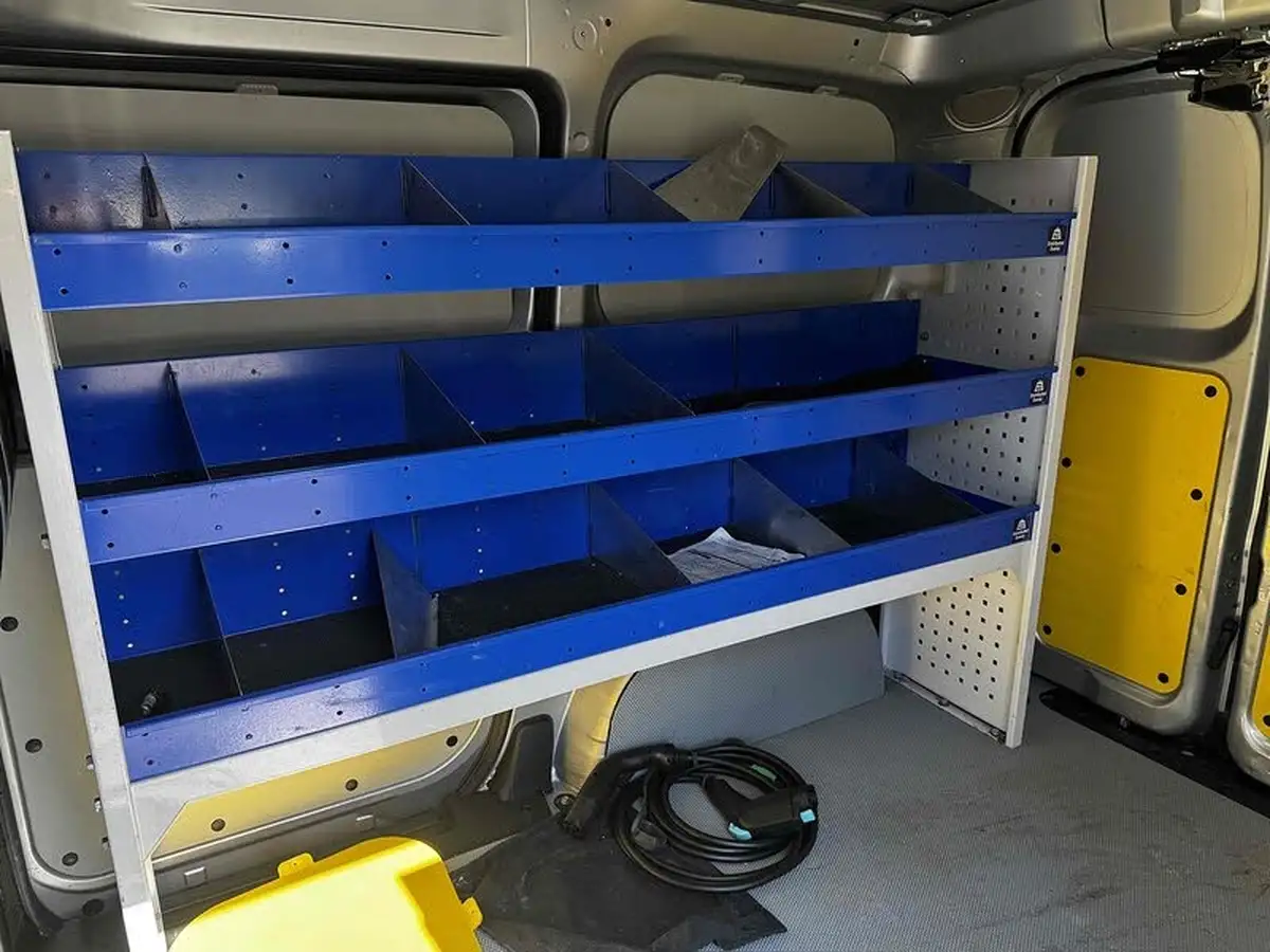2019-nissan-env200-e-acenta-panel-van-auto-big-14