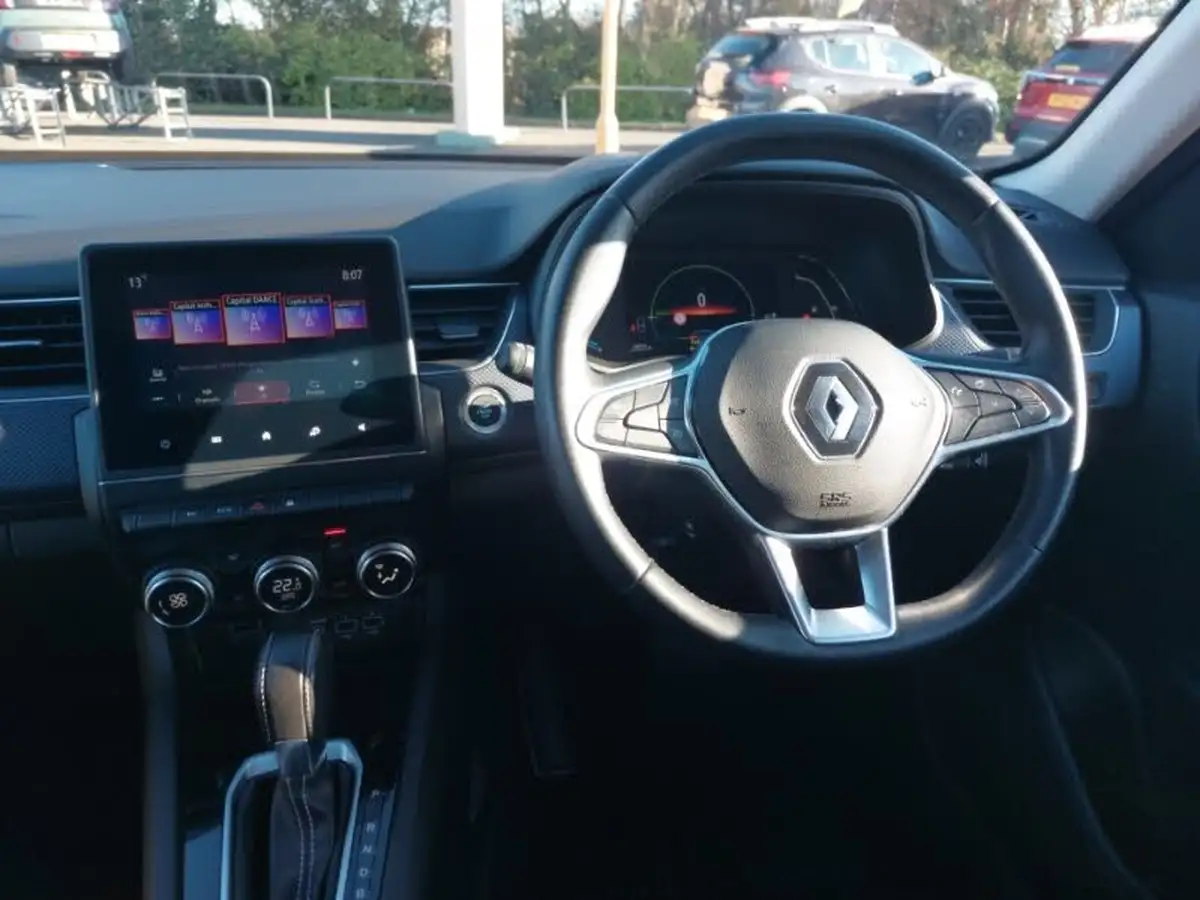 2022-renault-arkana-16-iconic-big-6
