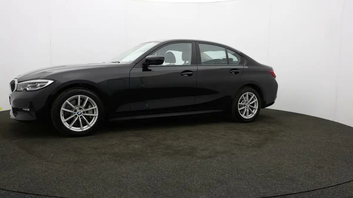 2020-bmw-3-series-20-330e-se-pro-saloon-4d-big-55