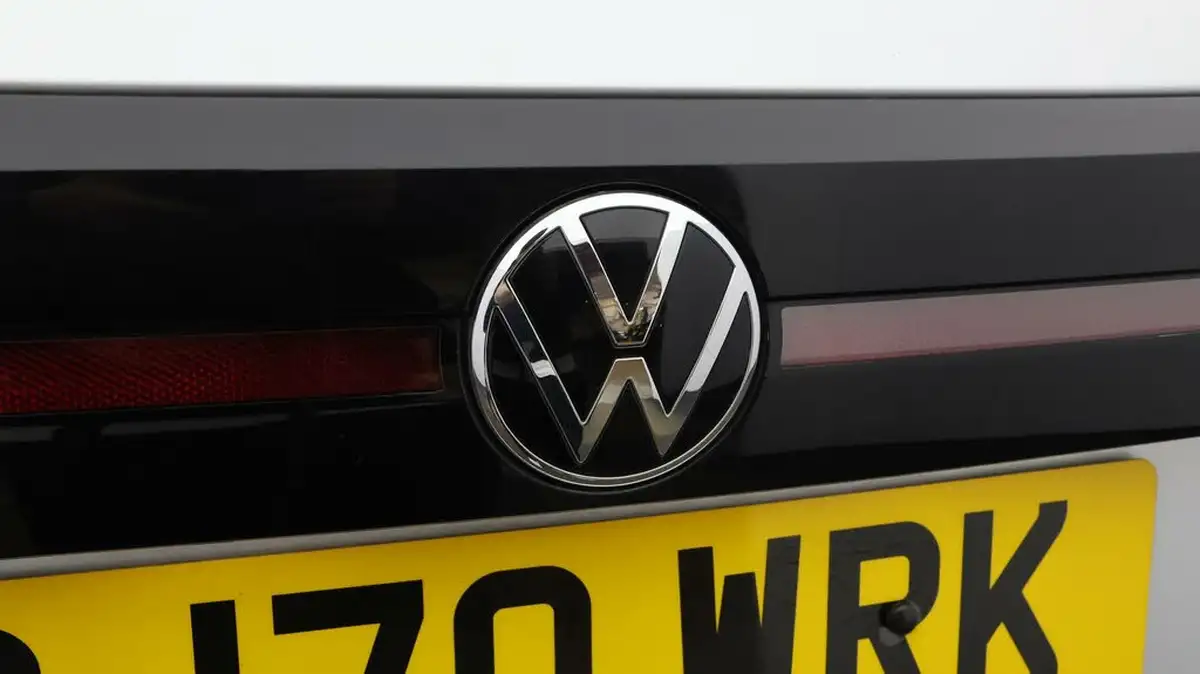 2021-volkswagen-t-cross-10-tsi-united-95ps-big-20