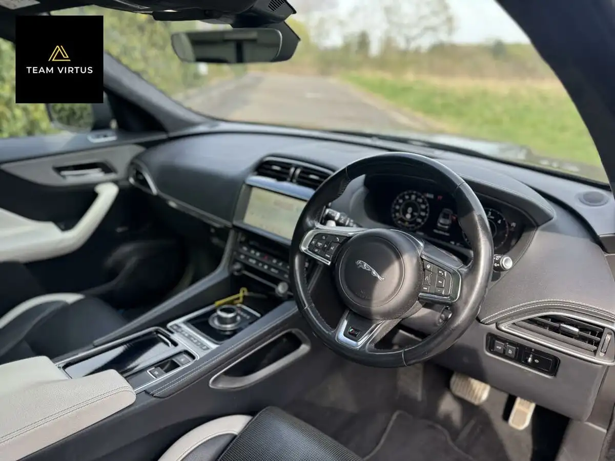 2018-jaguar-f-pace-30td-s-awd-big-20