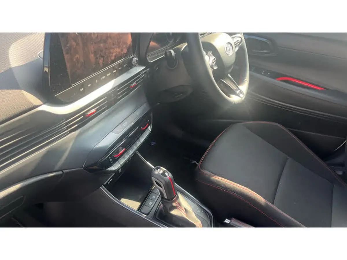 2024-hyundai-i20-10-t-gdi-n-line-dct-big-8