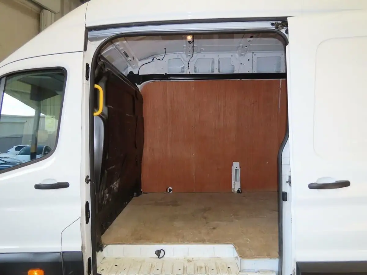 2022-ford-transit-20tdci-350-l4h3-leader-130pseu6dt-panel-van-big-9