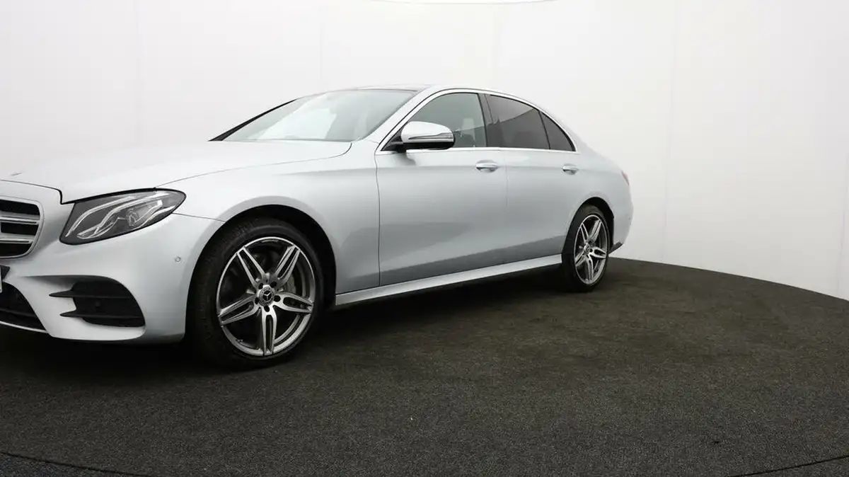 2018-mercedes-benz-e-class-30d-e350d-amg-line-premiumss-saloon-4d-4matic-big-53