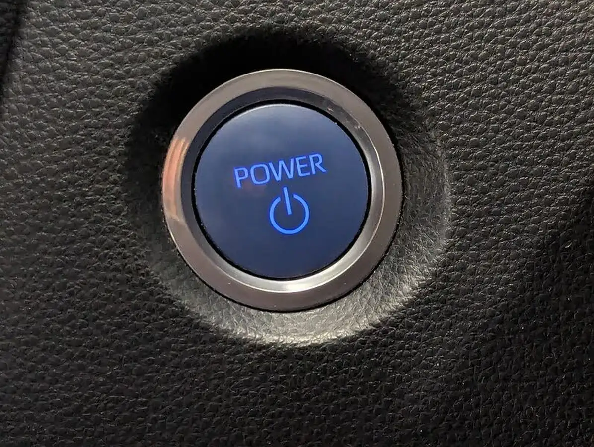 2020-toyota-corolla-18-vvt-i-icon-tech-spare-wheel-hatchback-5d-big-32