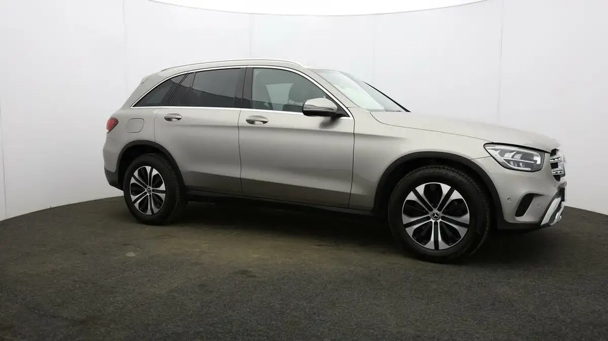 2019-mercedes-benz-glc-class-20d-glc220d-sport-big-0