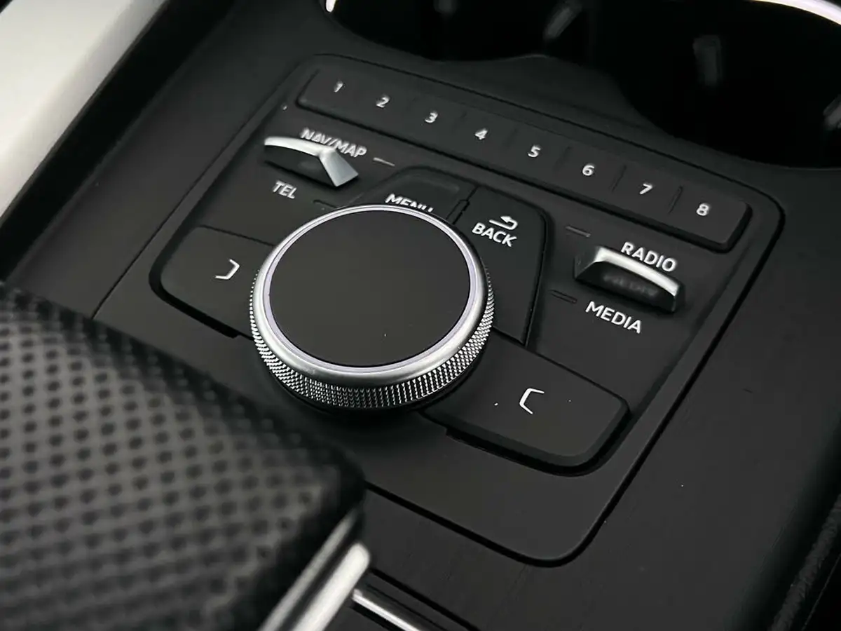 2019-audi-a4-avant-20-40-tdi-s-line-big-28