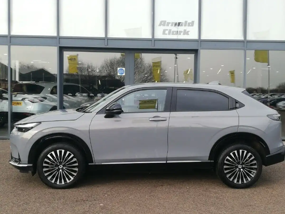 2024-honda-eny1-e-elegance-big-3
