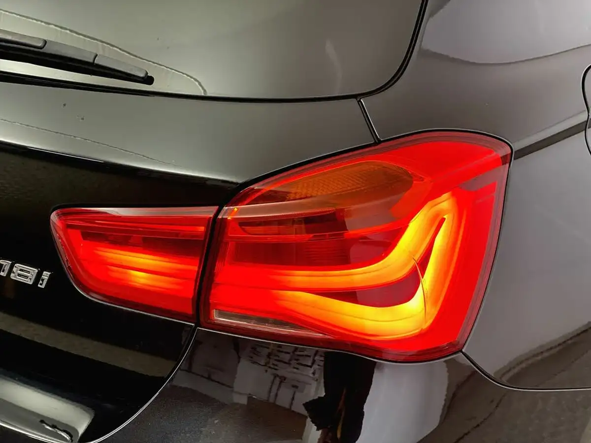 2018-bmw-1-series-15-118i-sport-5d-big-37