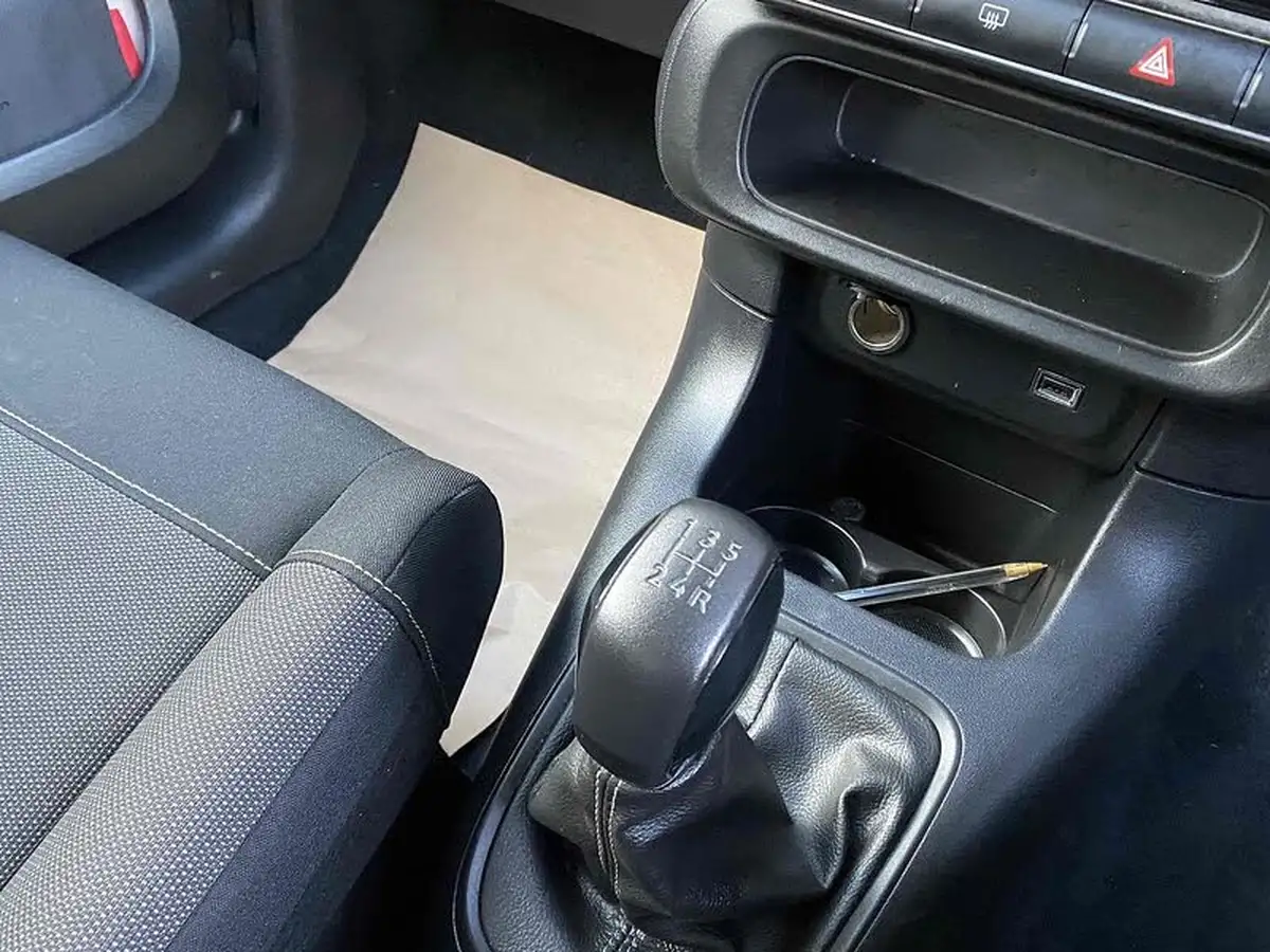 2021-citroen-c3-12-puretech-shine-83ps-big-33