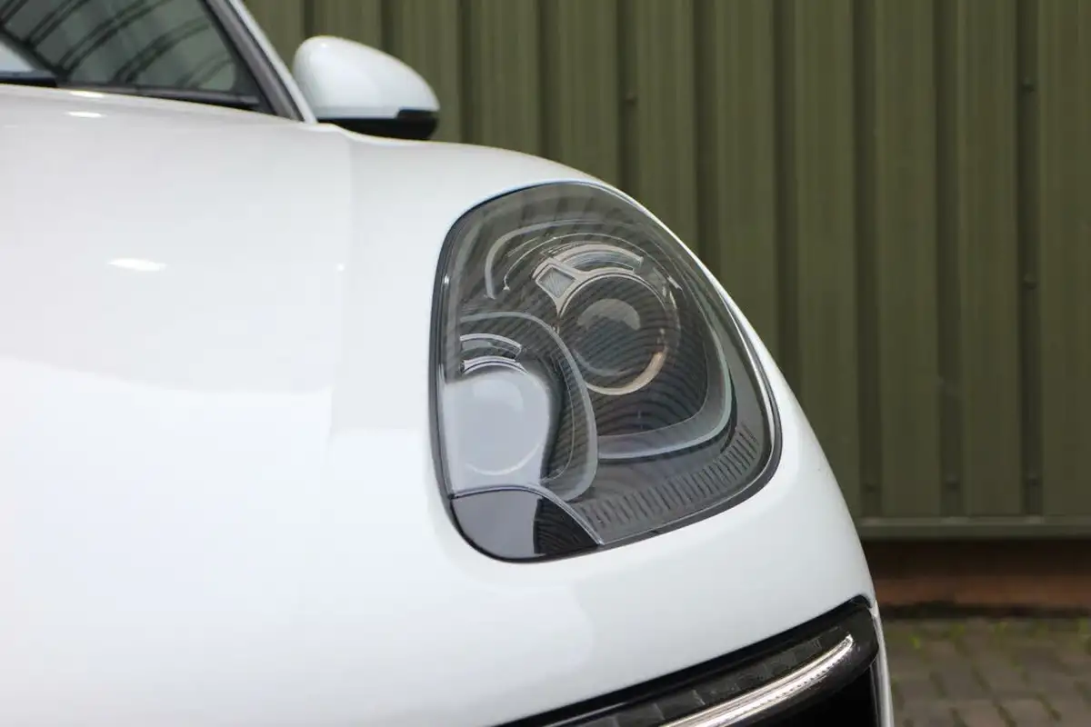 2016-porsche-macan-30td-s-big-73