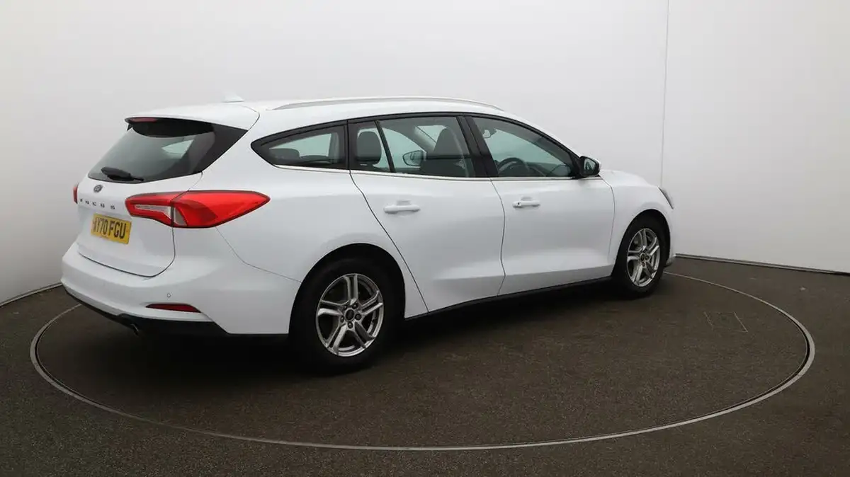 2020-ford-focus-15-zetec-120ps-estate-big-43