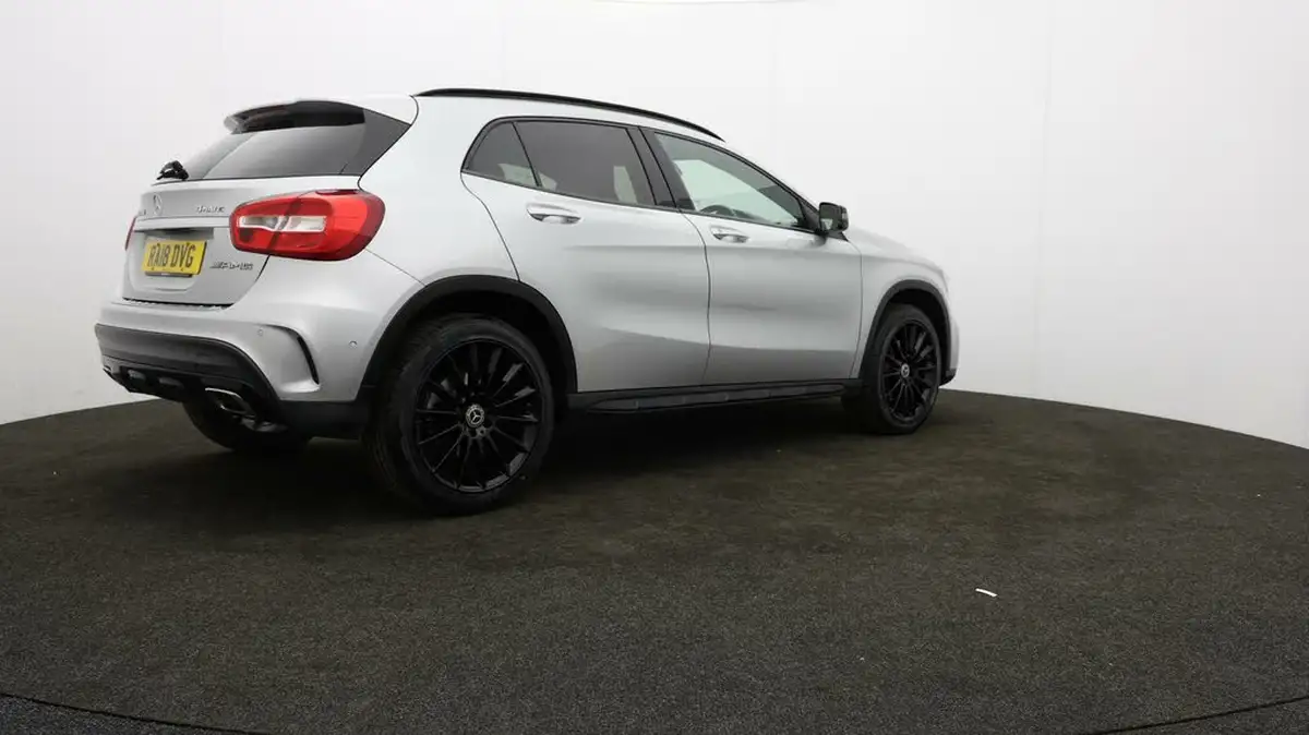2018-mercedes-benz-gla-class-21d-gla-220d-amg-line-177ps-executivess-big-6