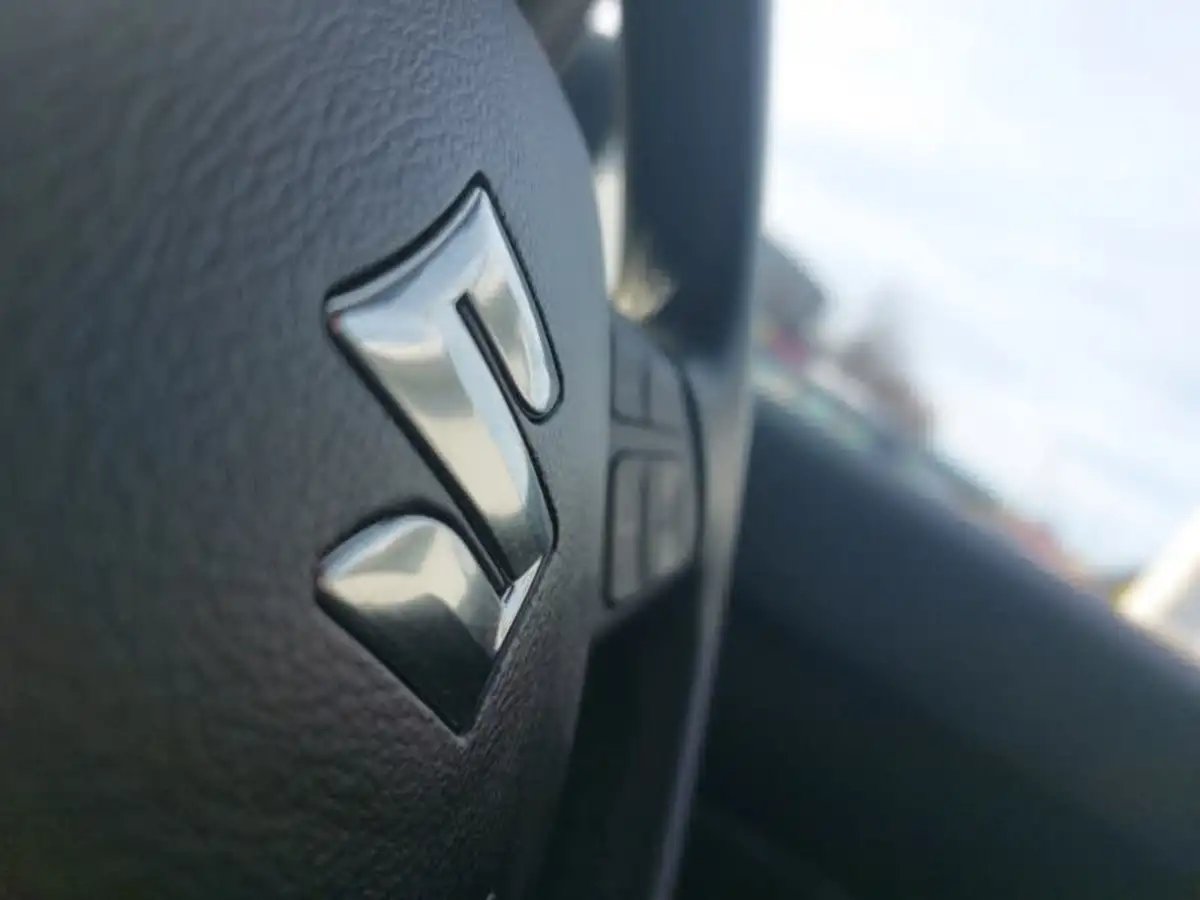 2018-suzuki-vitara-10-boosterjet-sz-t-big-18