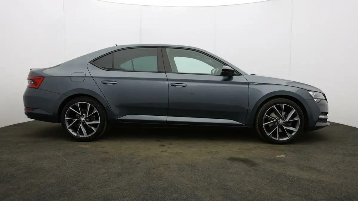 2020-skoda-superb-14-tsi-sportline-plus-hatchback-big-45