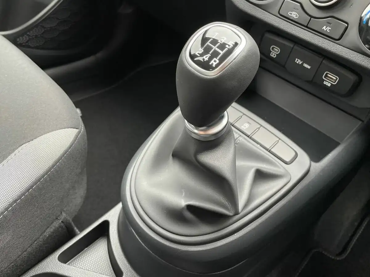 2024-hyundai-i10-10-advance-63ps-big-18